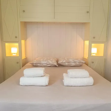 T3 Piscine Parking *