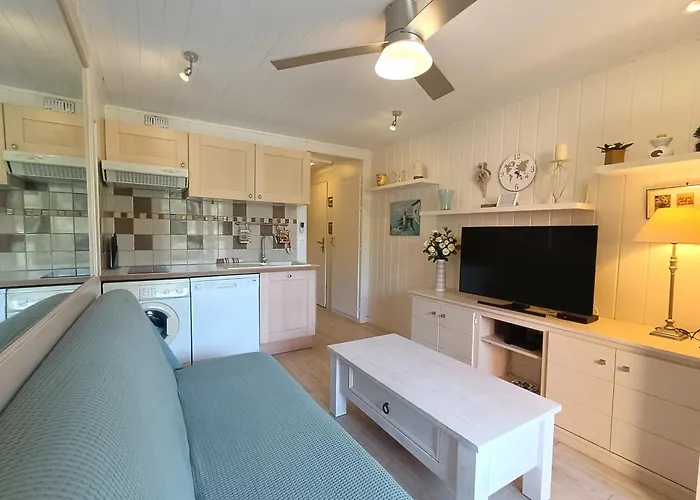 T3 Piscine Parking Апартаменты