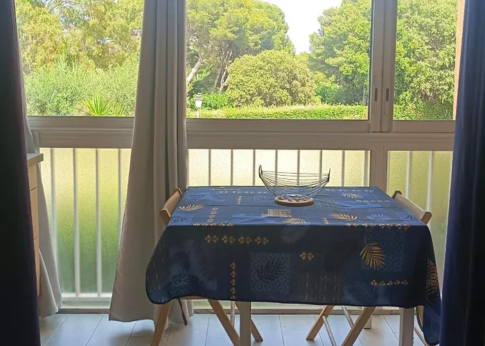 T3 Piscine Parking Апартаменты